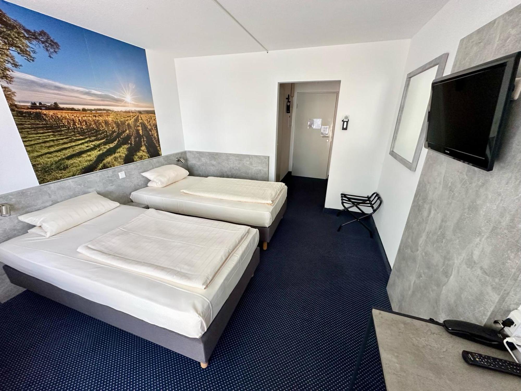 Asgard Hotel Worms Bagian luar foto